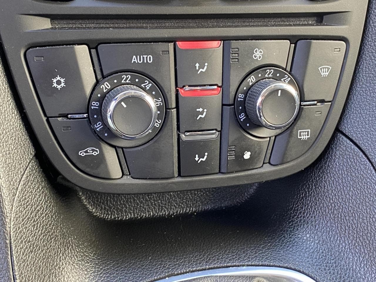 2014 Opel MERIVA - 14