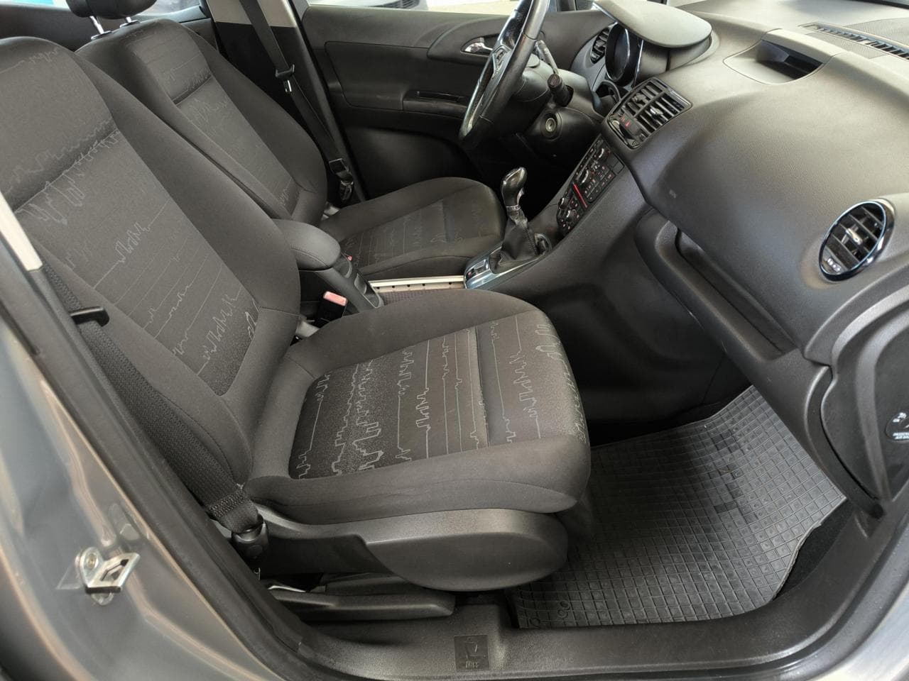 2010 Opel Meriva - 12