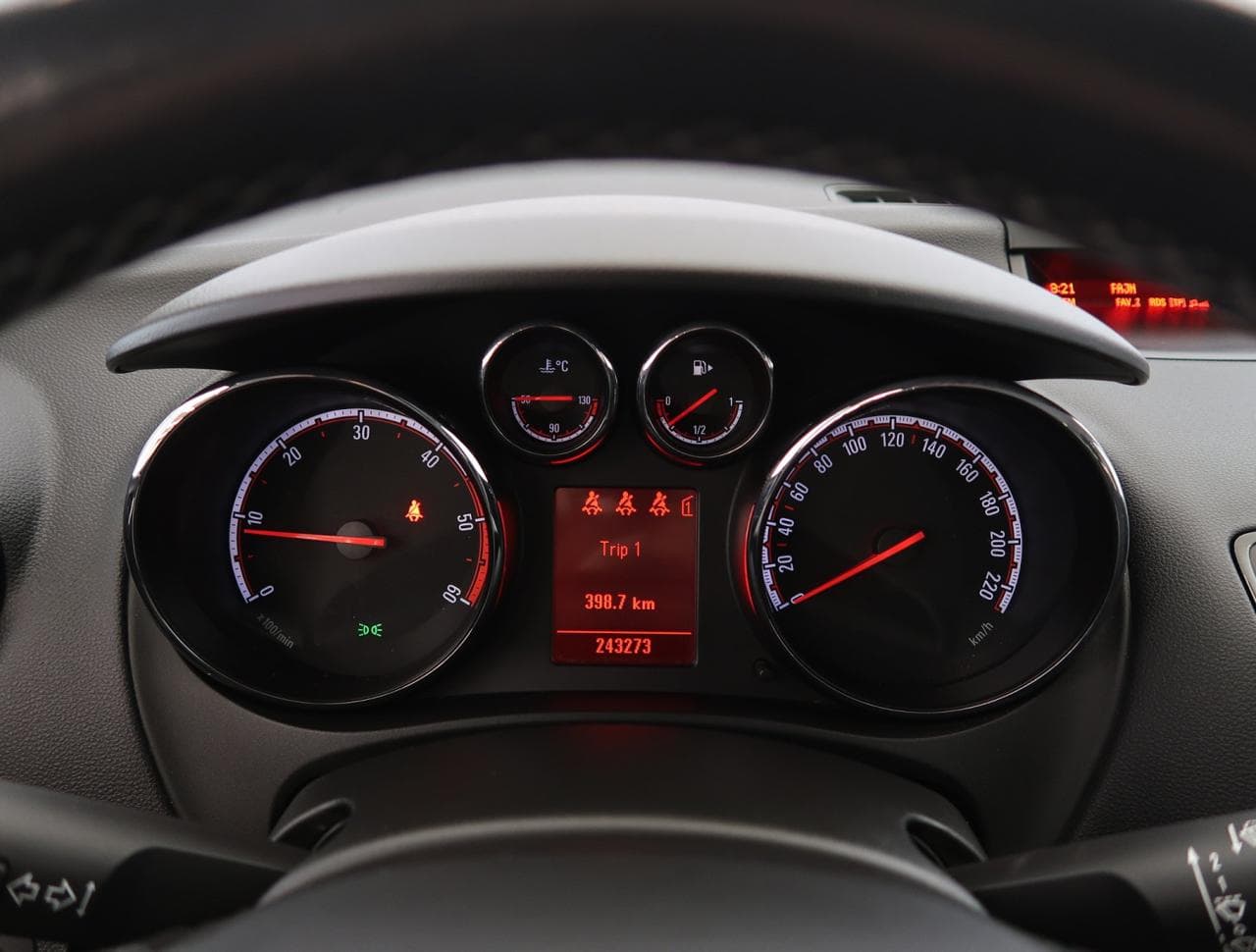 2010 Opel MERIVA - 17