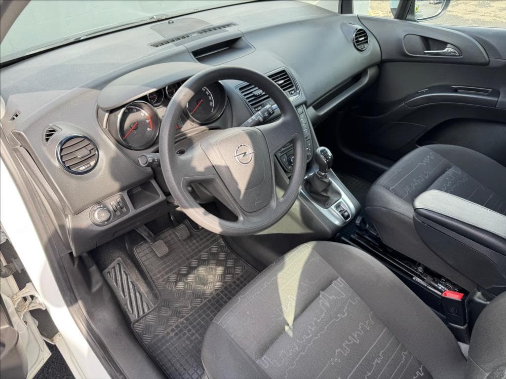 2016 Opel Meriva - 27