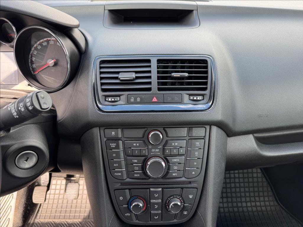 2016 Opel Meriva - 35