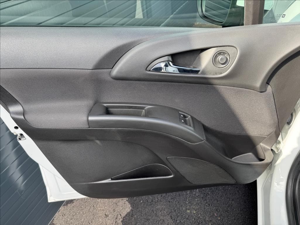 2016 Opel Meriva - 39