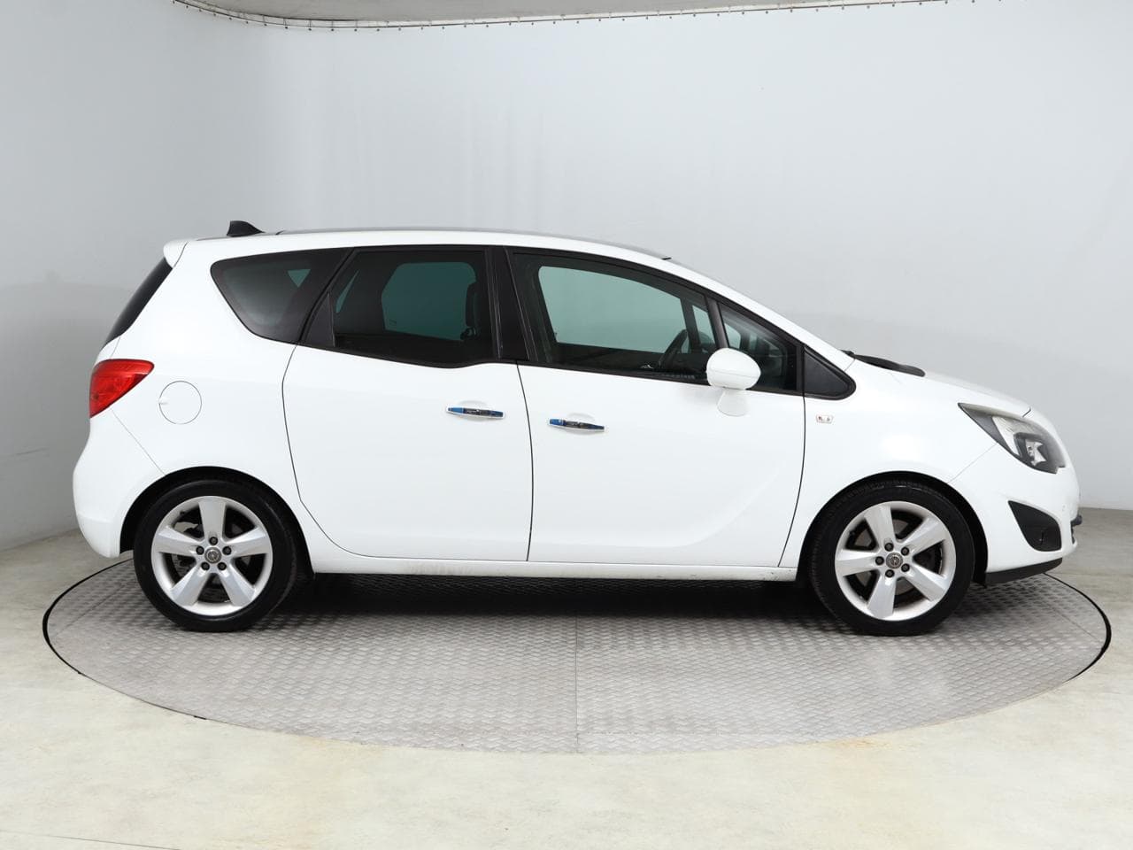 2011 Opel MERIVA - 8
