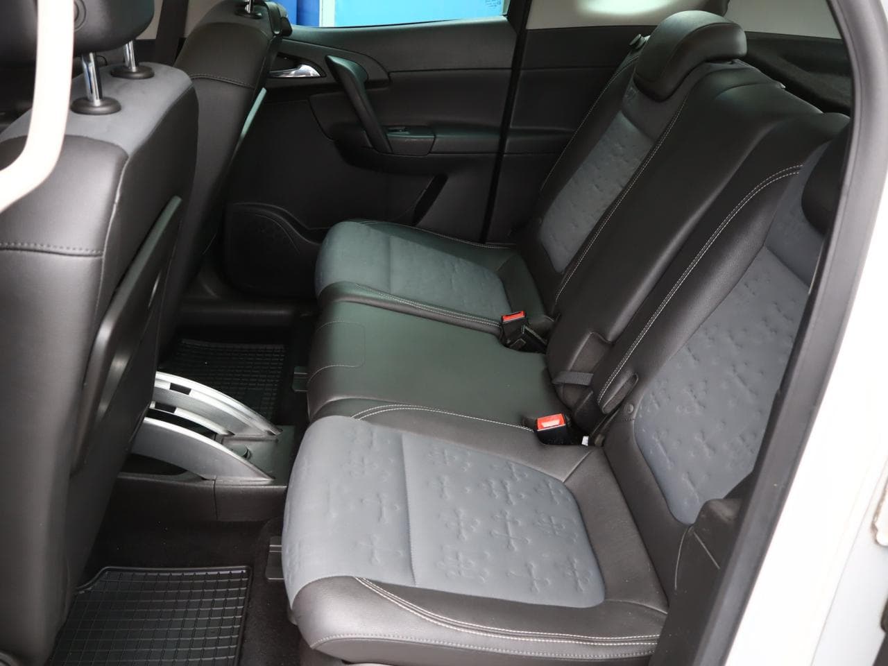 2011 Opel MERIVA - 13