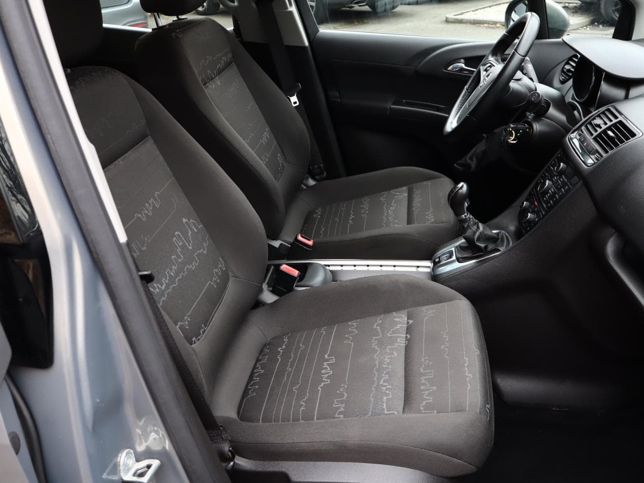 2010 Opel MERIVA - 10