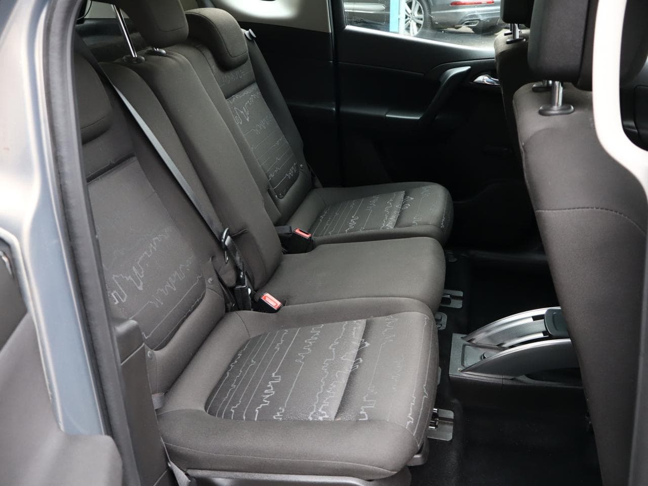 2010 Opel MERIVA - 11