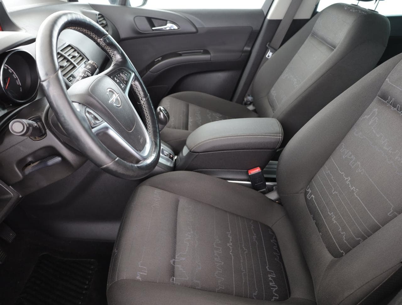 2016 Opel MERIVA - 23