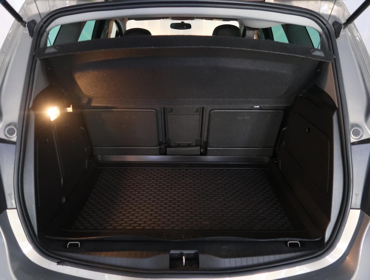 2010 Opel MERIVA - 27