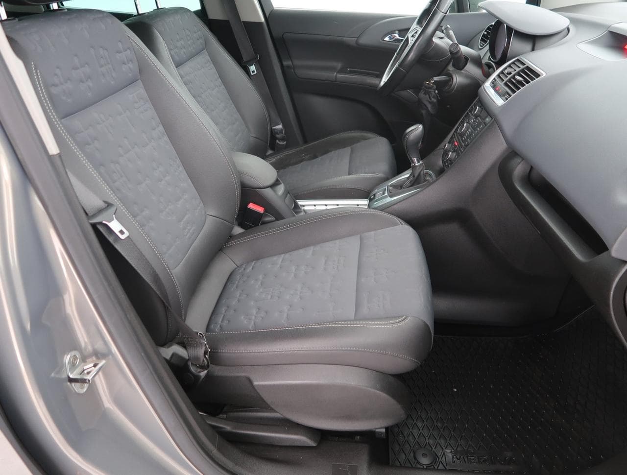 2010 Opel MERIVA - 15