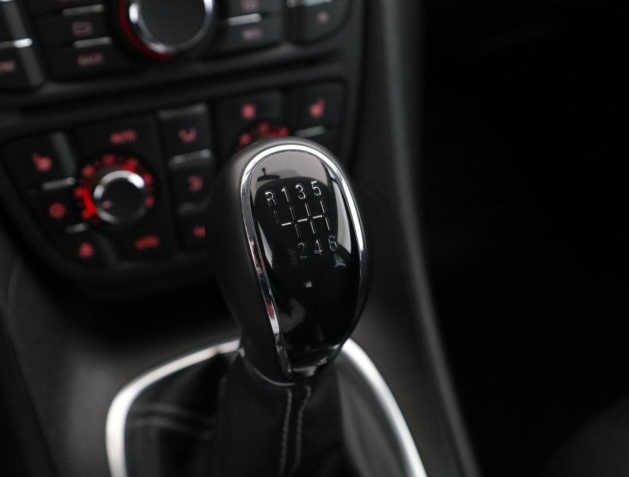 2014 Opel MERIVA - 31
