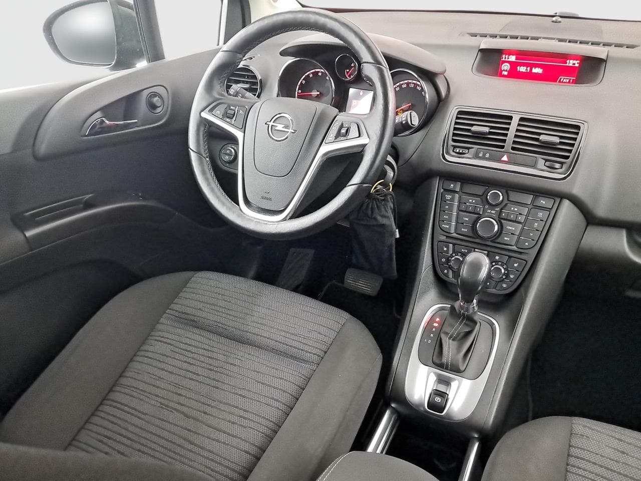 2015 Opel MERIVA - 9