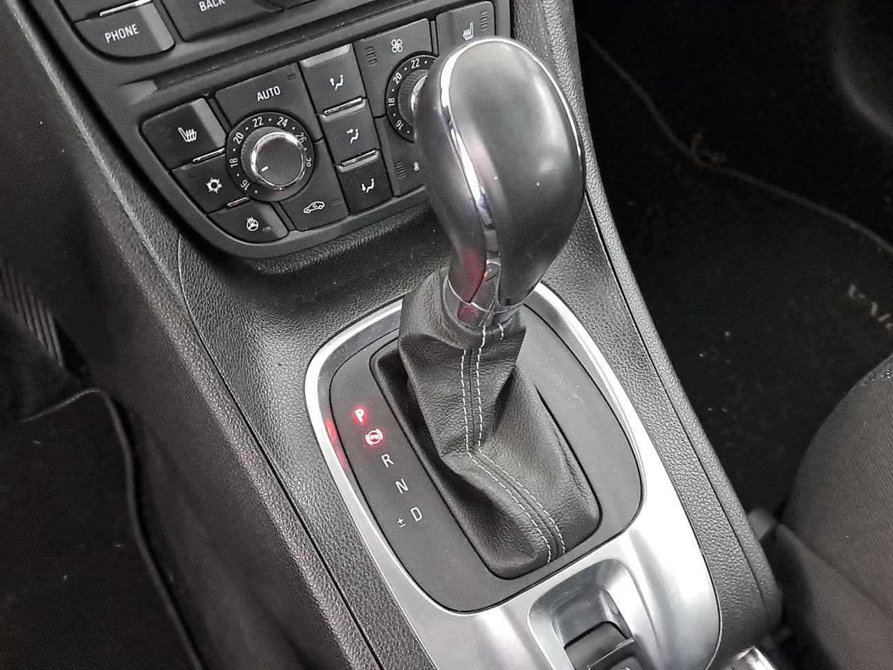 2015 Opel MERIVA - 19