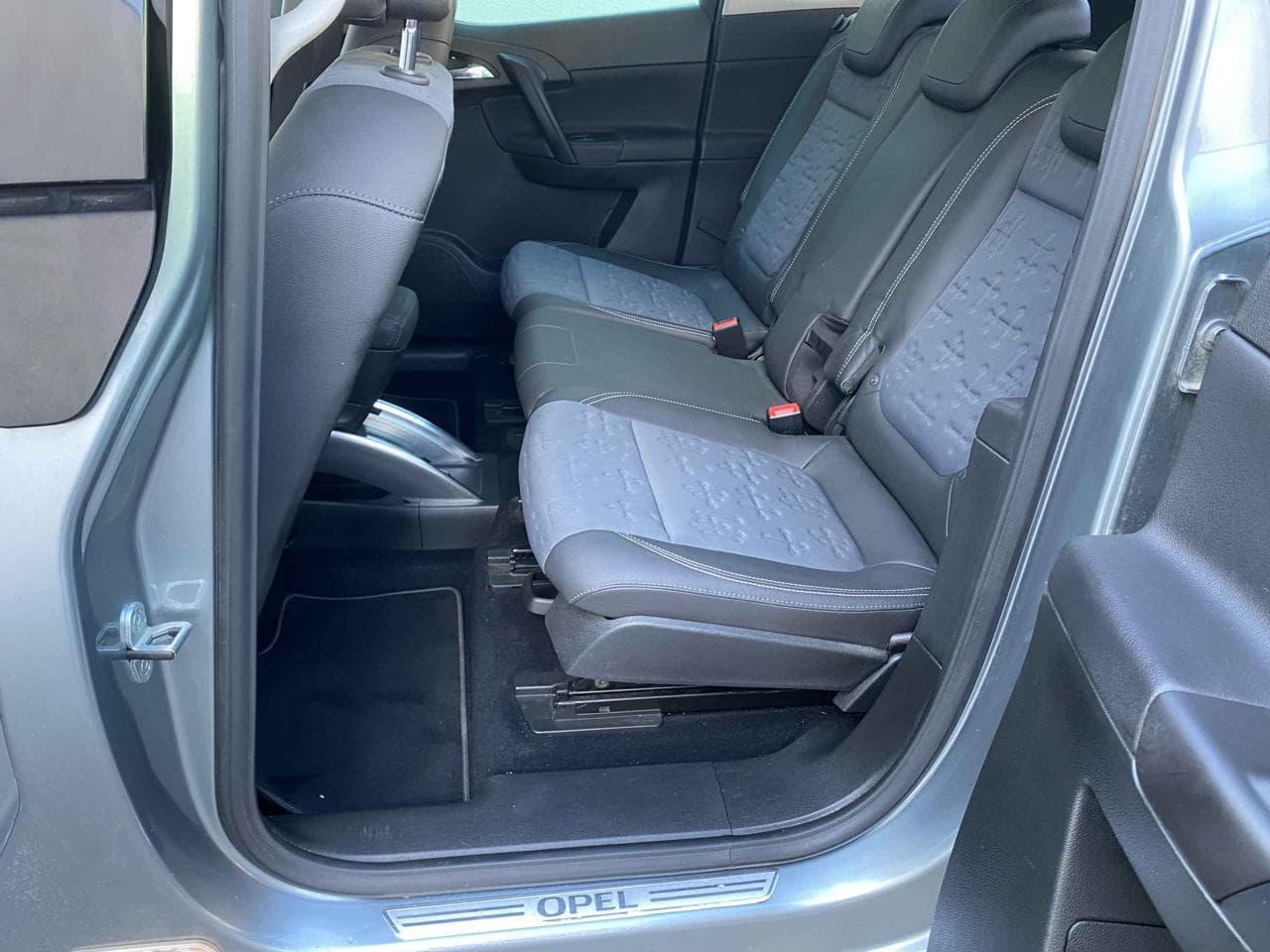 2010 Opel MERIVA - 10
