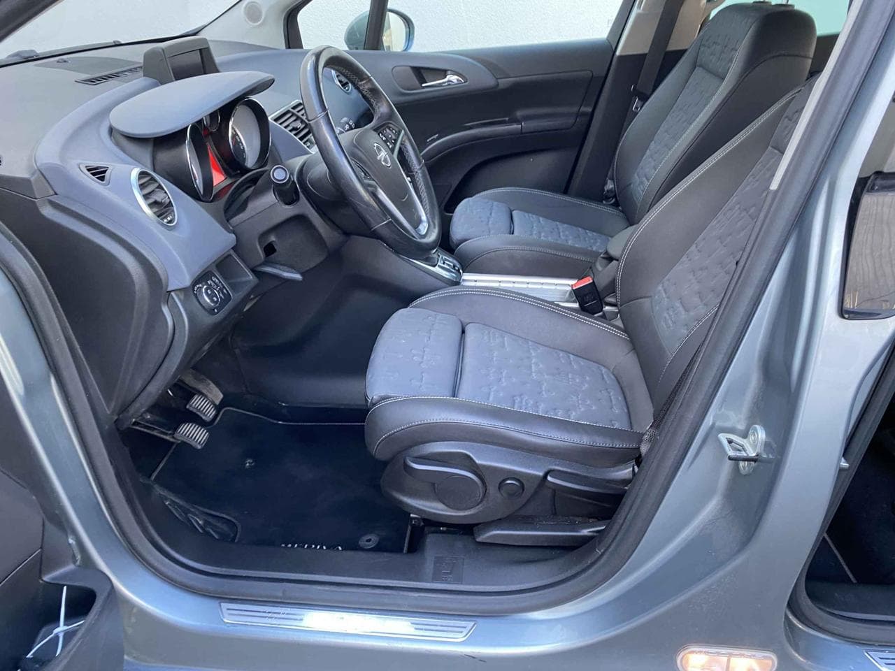 2010 Opel MERIVA - 9