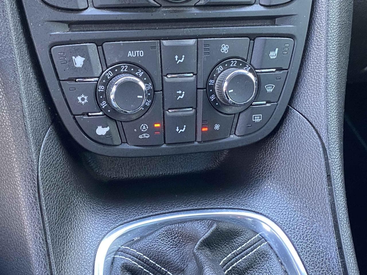 2010 Opel MERIVA - 14