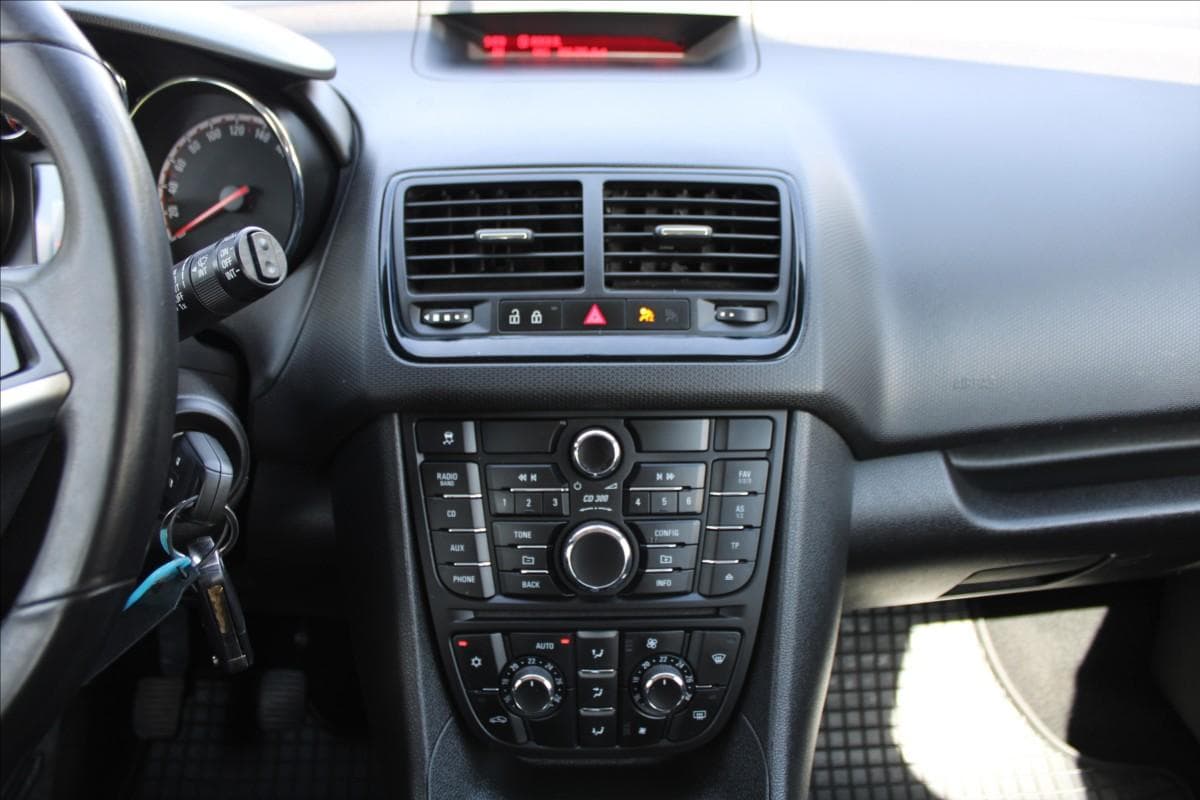 2015 Opel MERIVA - 15