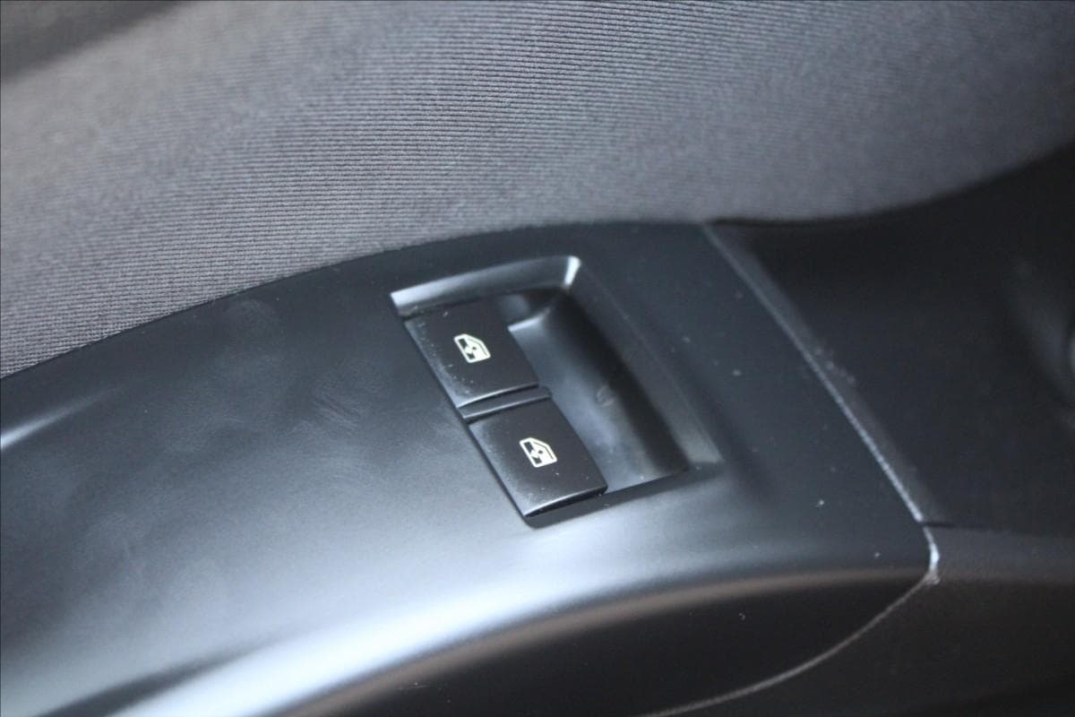 2015 Opel MERIVA - 12
