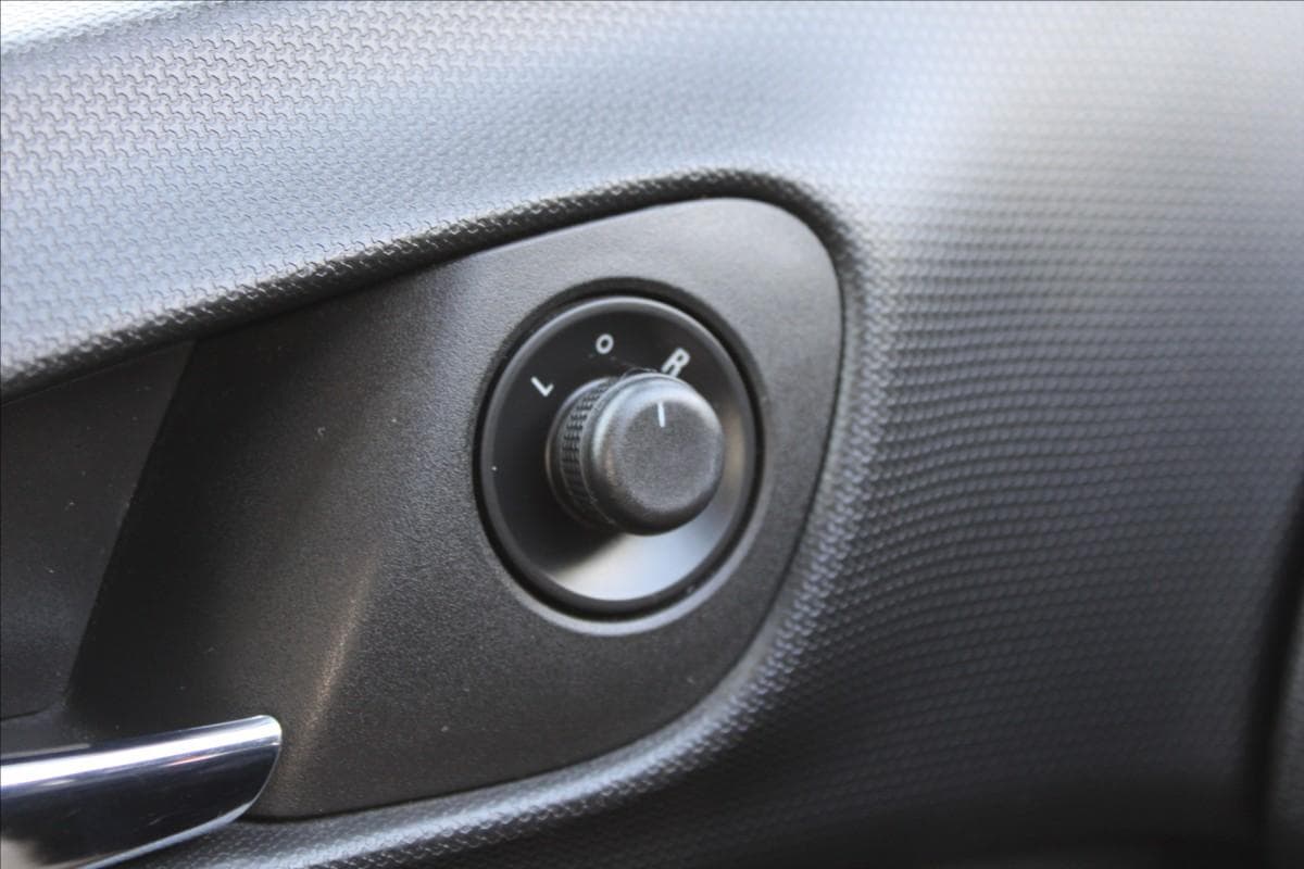 2015 Opel MERIVA - 11
