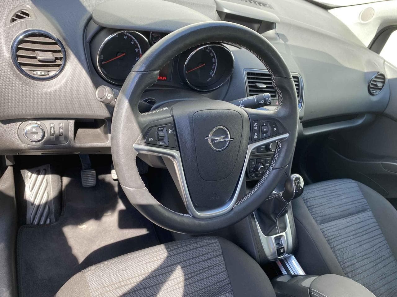 2014 Opel MERIVA - 13