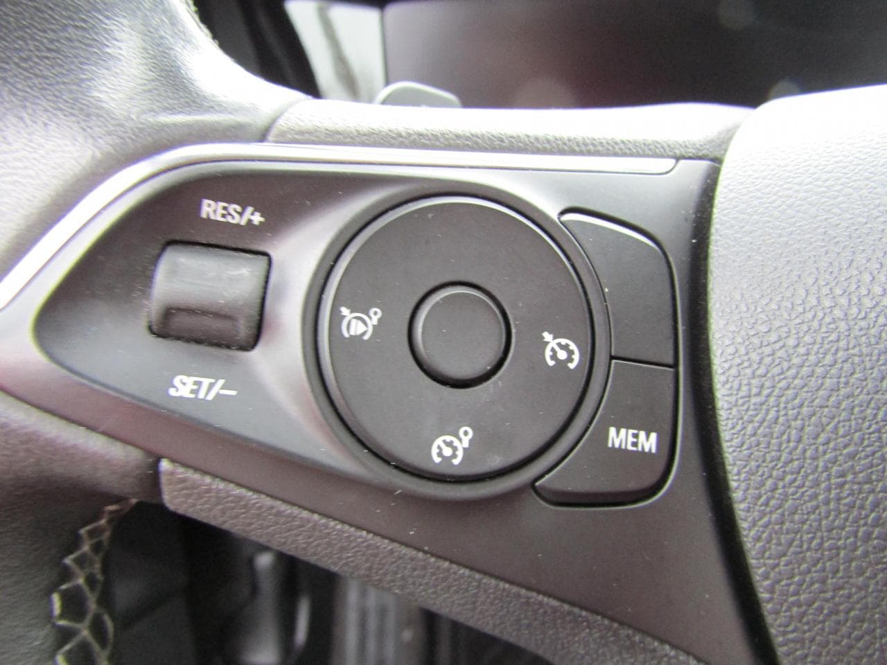 2021 Opel Mokka - 17