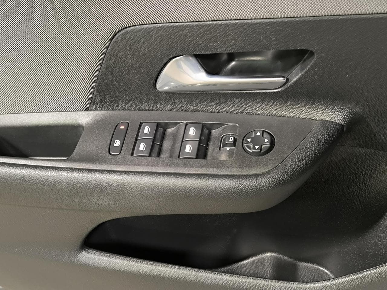 2023 Opel MOKKA - 17