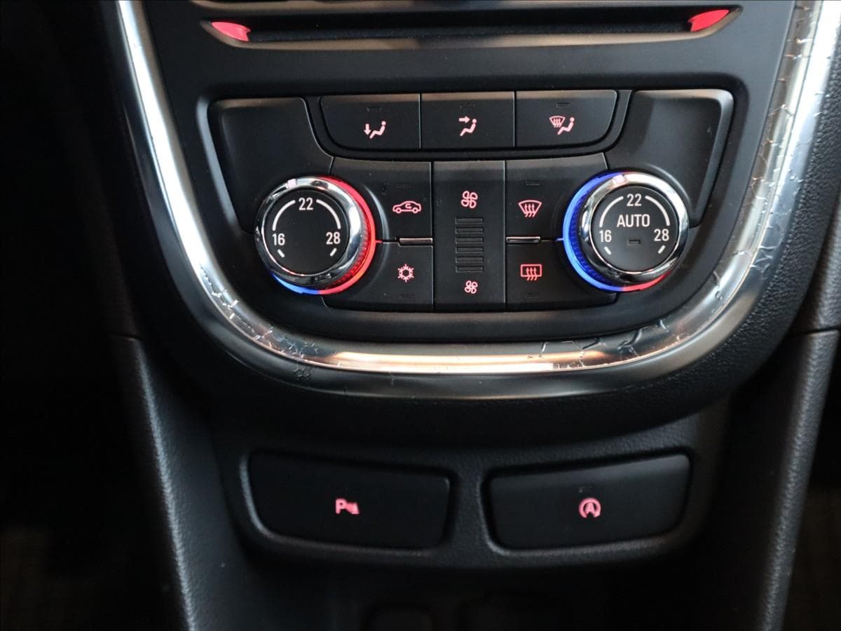 2015 Opel Mokka - 18