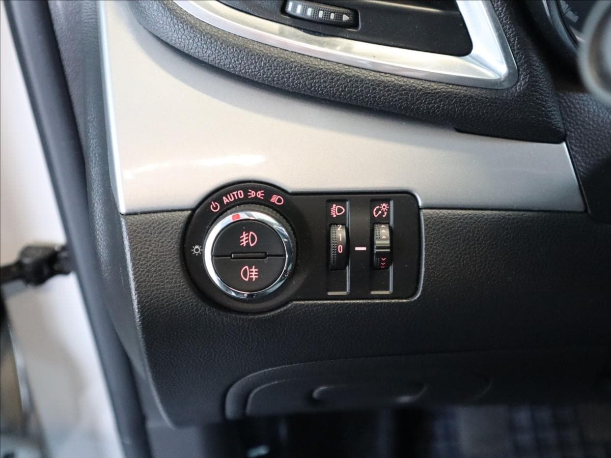 2015 Opel Mokka - 12