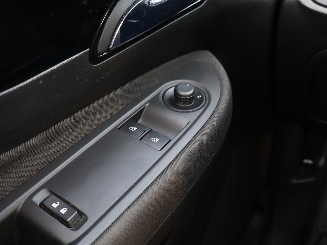 2017 Opel Mokka - 19