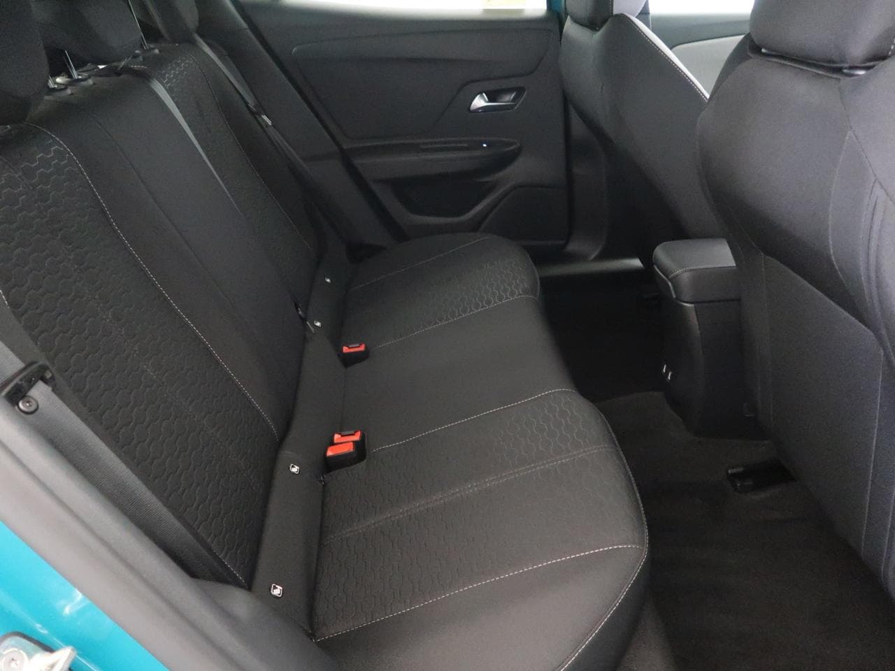 2025 Opel Mokka - 25