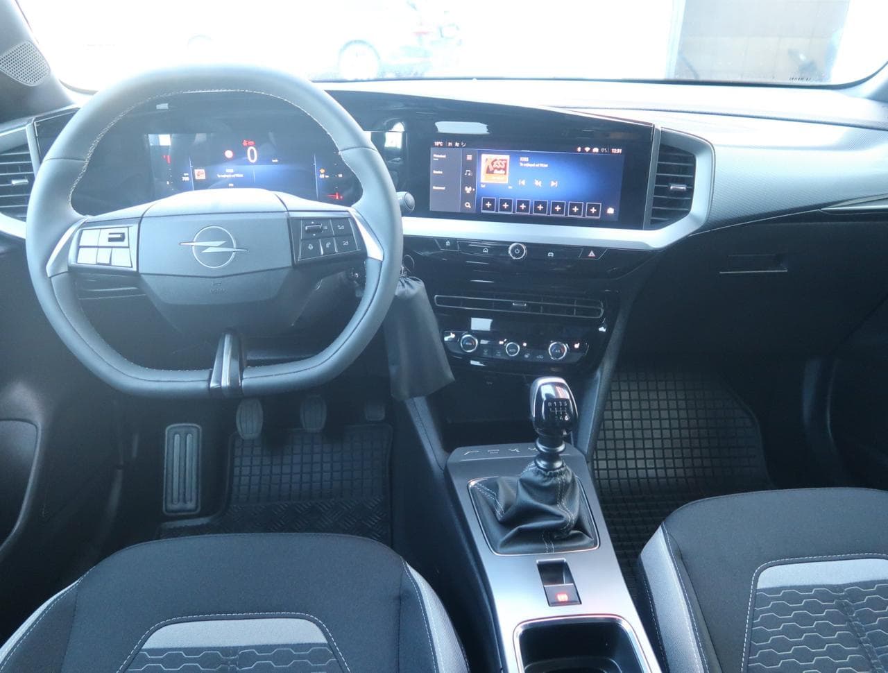 2025 Opel MOKKA - 10