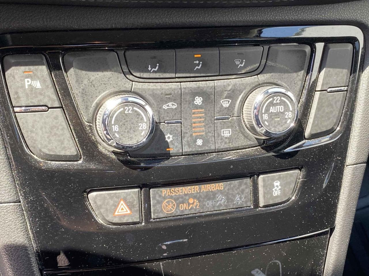 2016 Opel MOKKA - 26