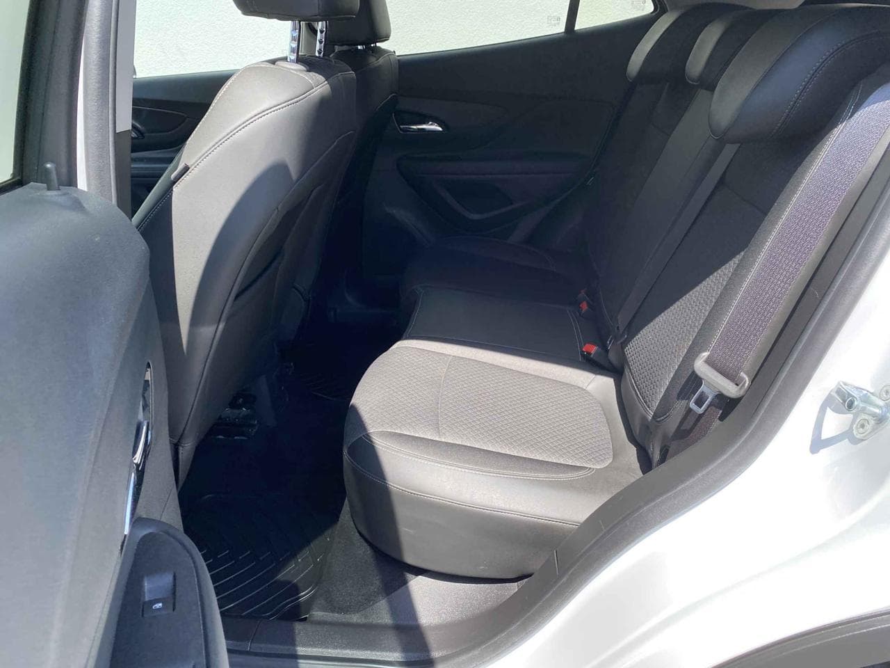 2016 Opel MOKKA - 18