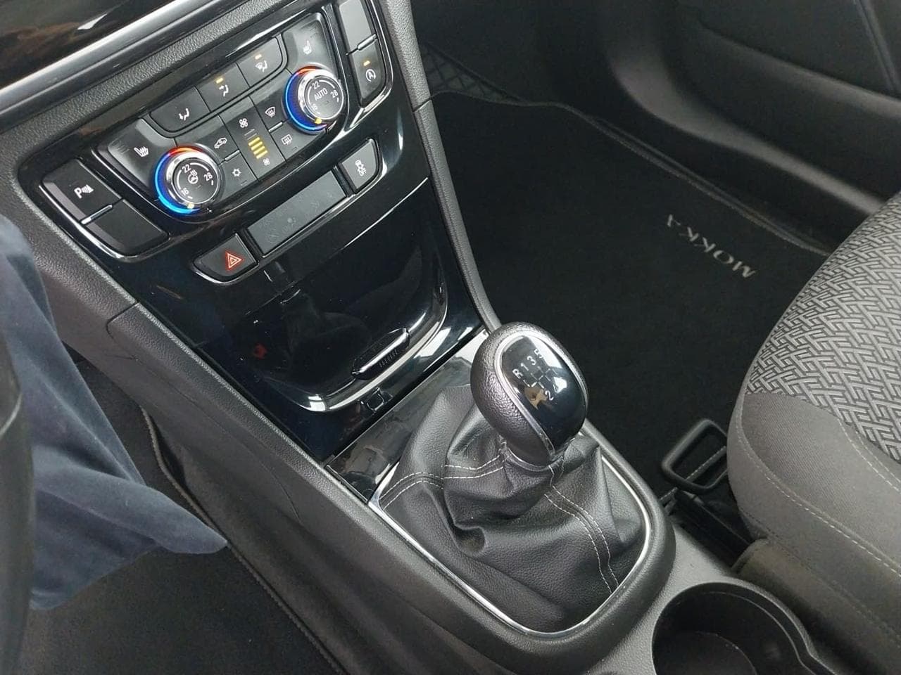 2018 Opel MOKKA - 19