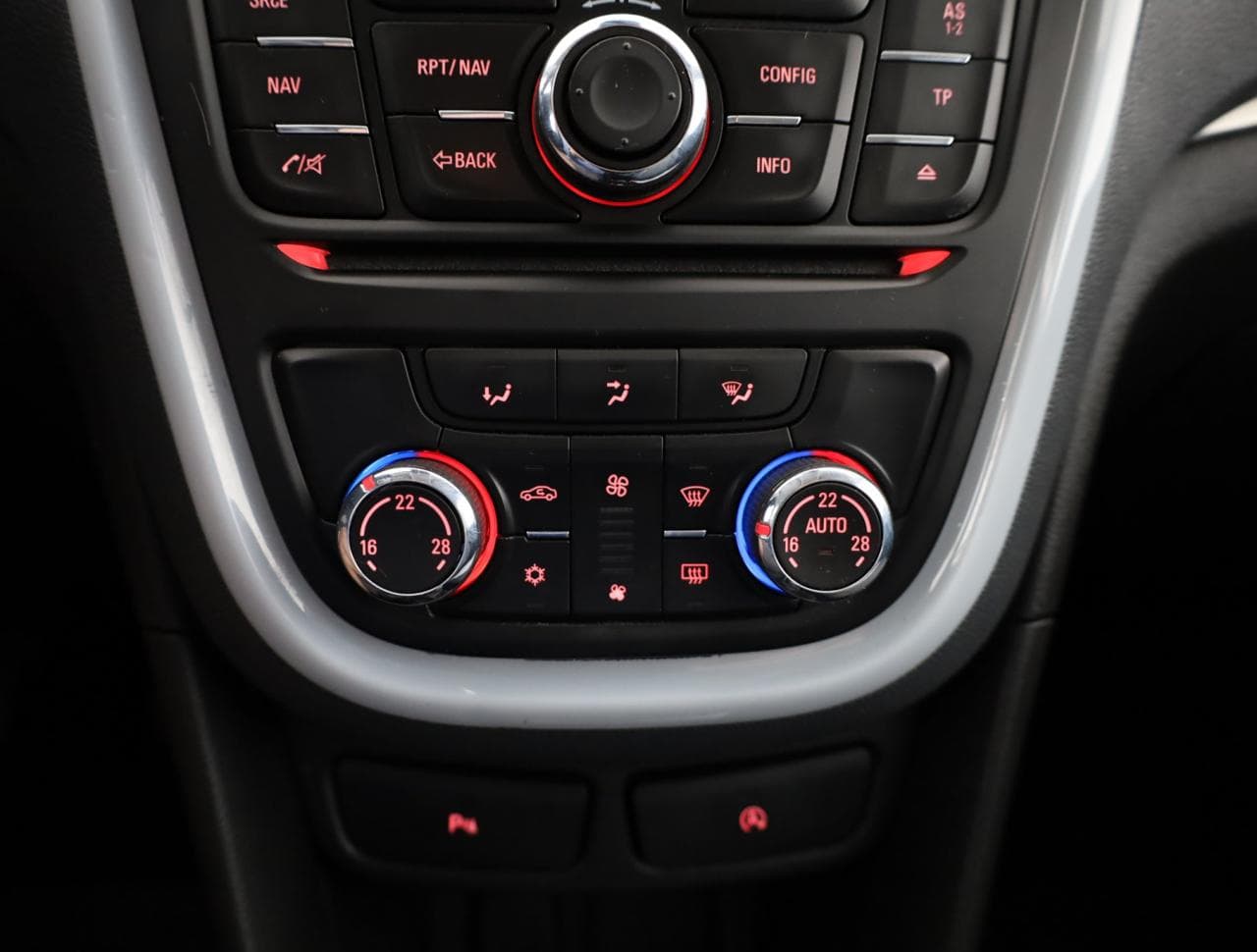 2016 Opel MOKKA - 17
