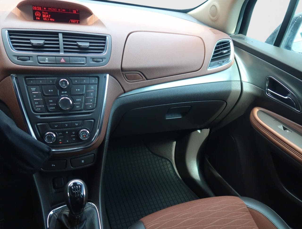 2015 Opel MOKKA - 17