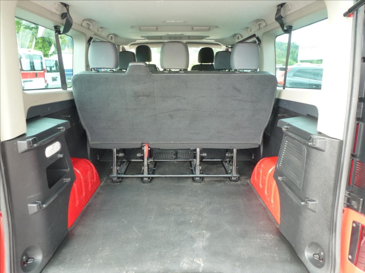 2019 Opel Vivaro - 16