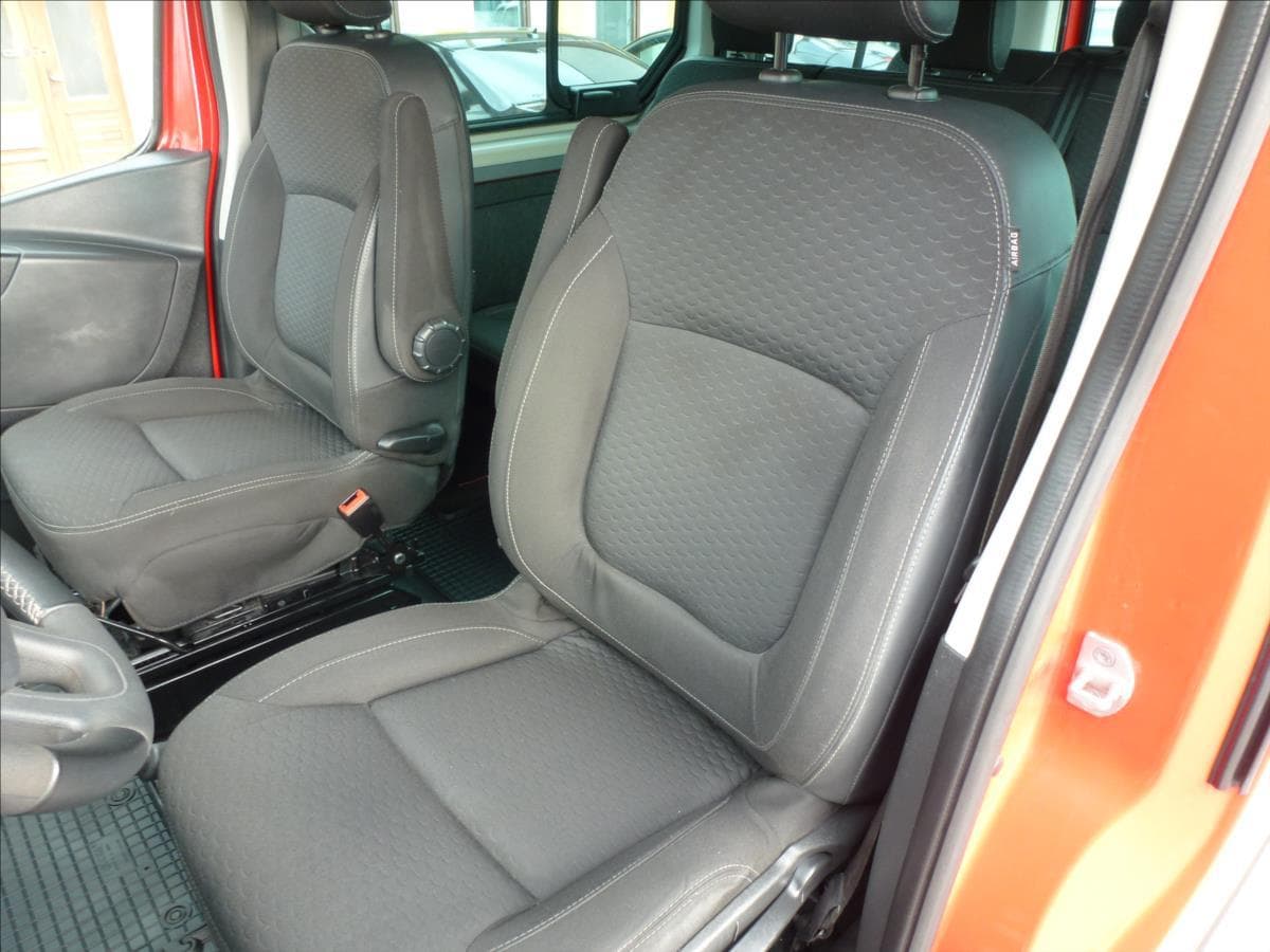 2019 Opel Vivaro - 14