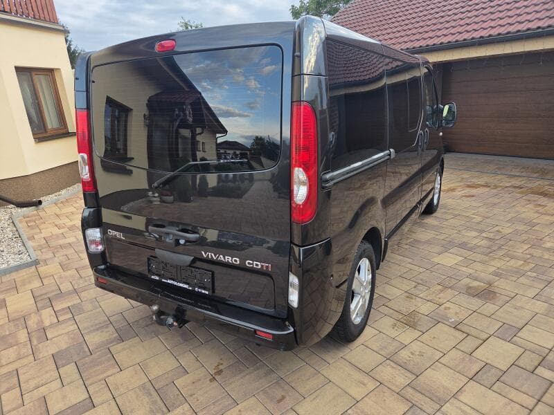 2010 Opel VIVARO - 9