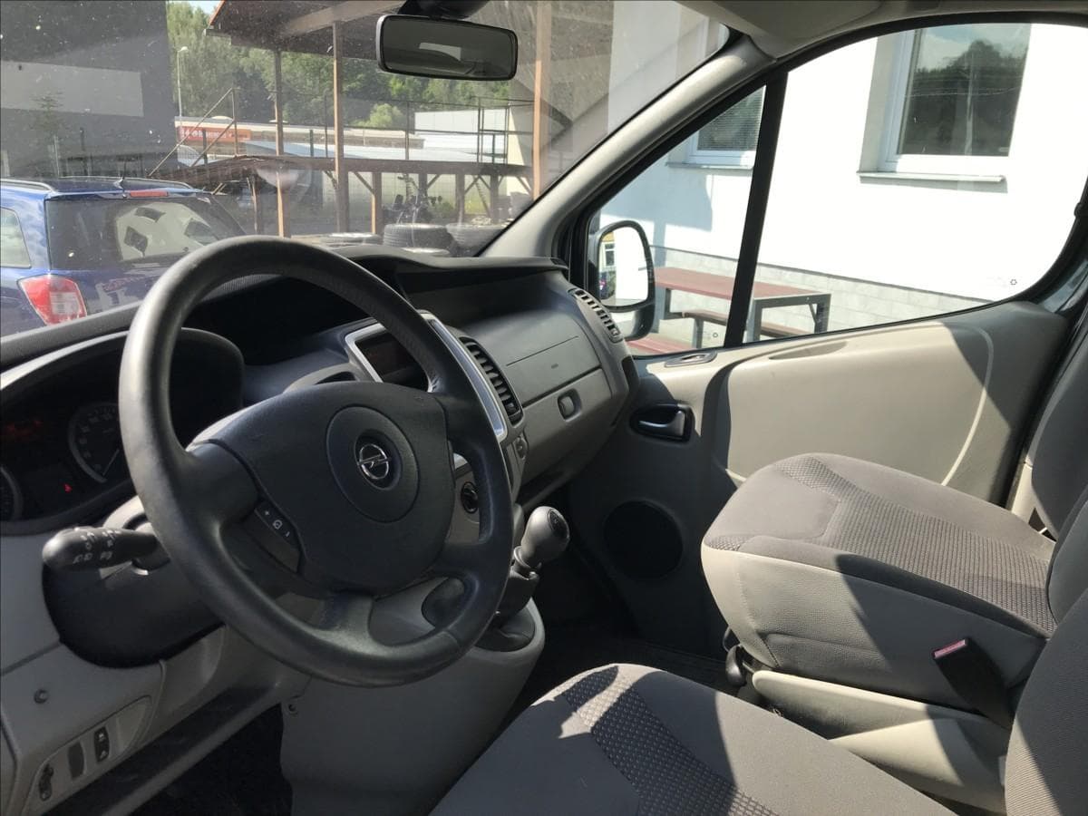 2011 Opel VIVARO - 8