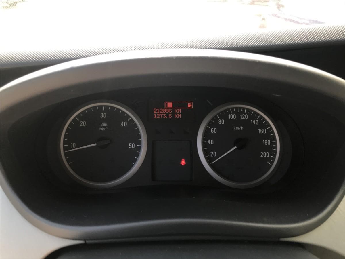 2011 Opel VIVARO - 17