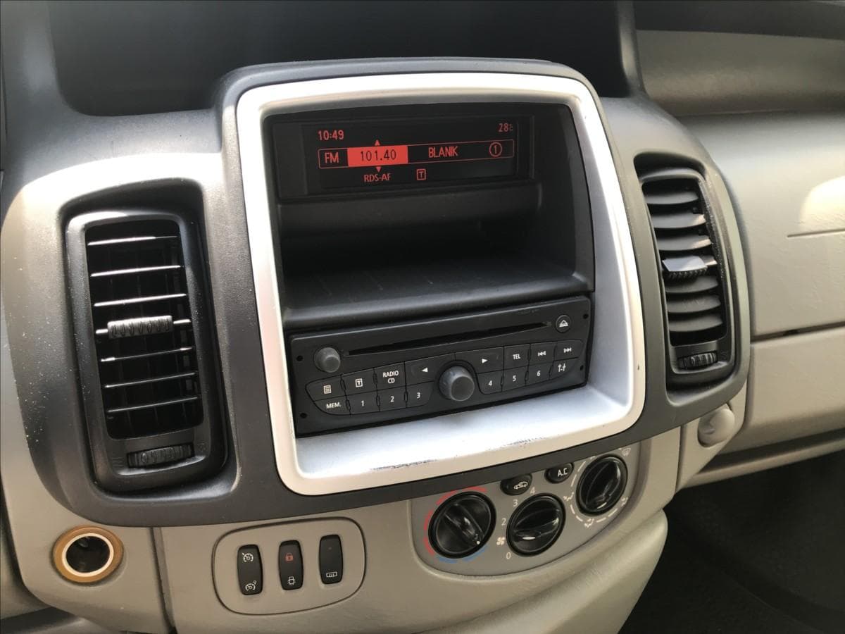 2011 Opel VIVARO - 19