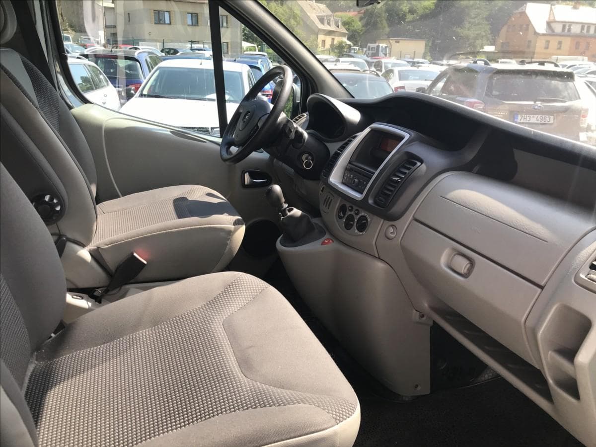 2011 Opel VIVARO - 13