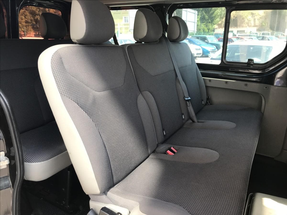 2011 Opel VIVARO - 12