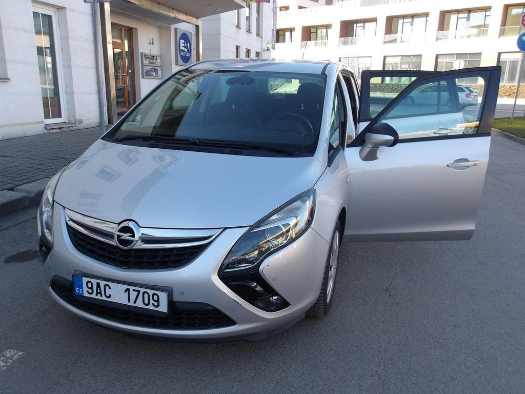 2015 Opel ZAFIRA - 16