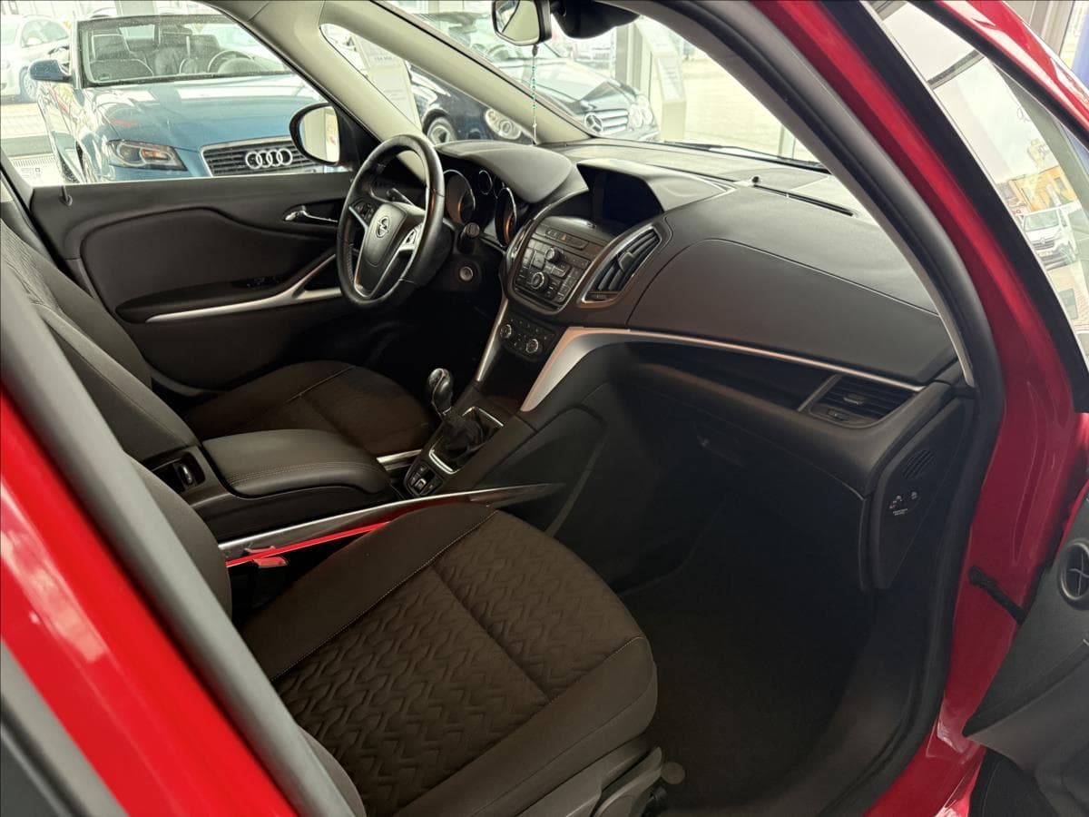 2014 Opel ZAFIRA - 9
