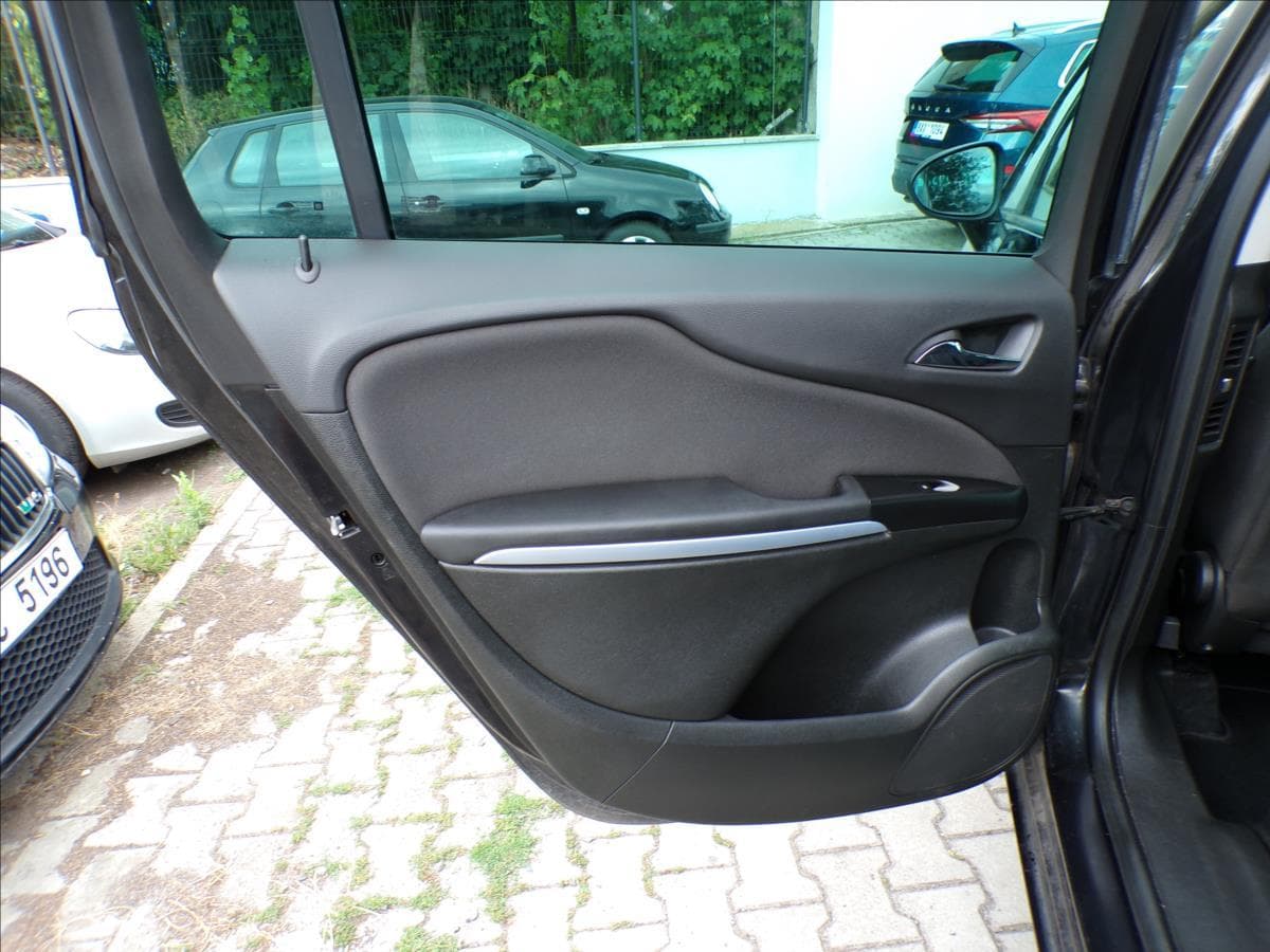 2016 Opel ZAFIRA - 20