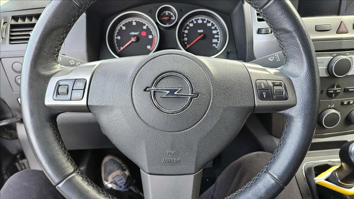 2005 Opel ZAFIRA - 11