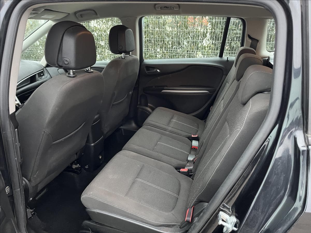 2015 Opel Zafira - 13