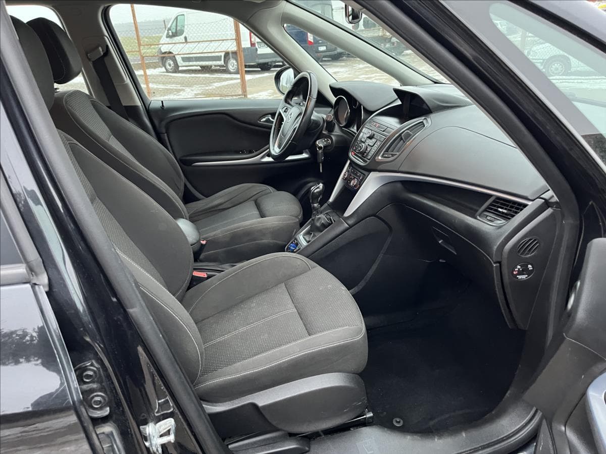 2015 Opel Zafira - 10