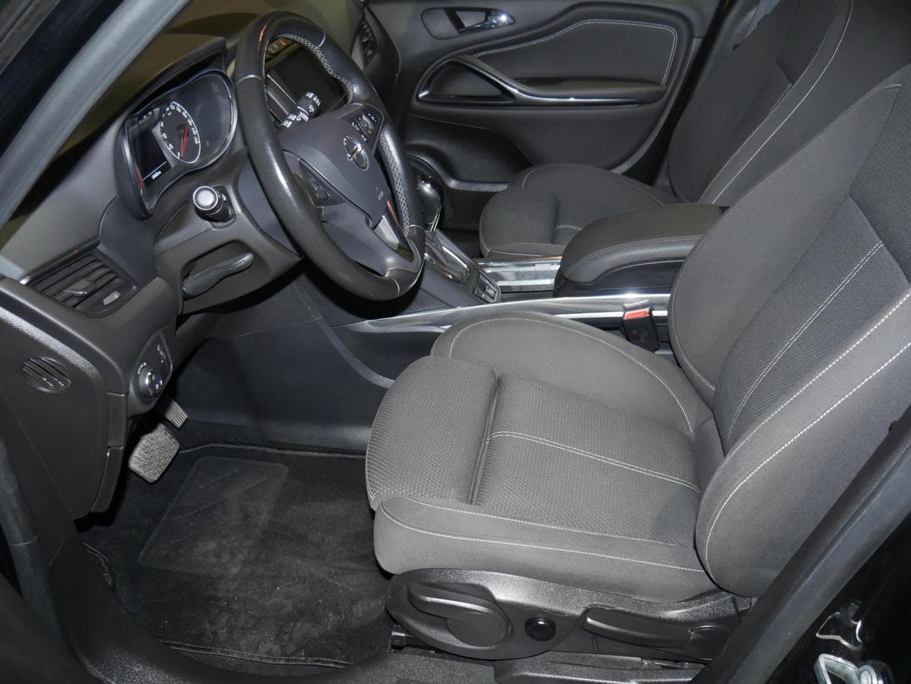 2018 Opel ZAFIRA - 9